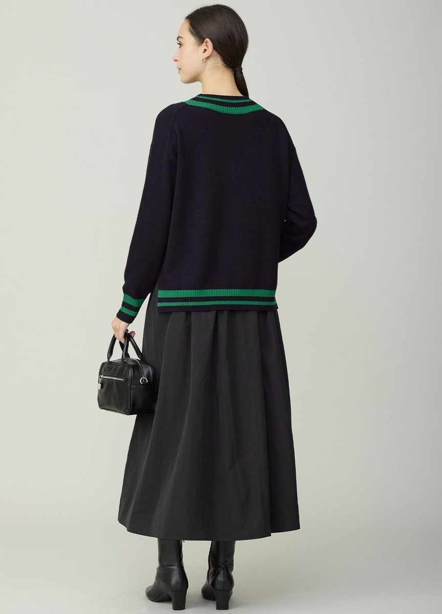 毛料復古V領配色針織衫